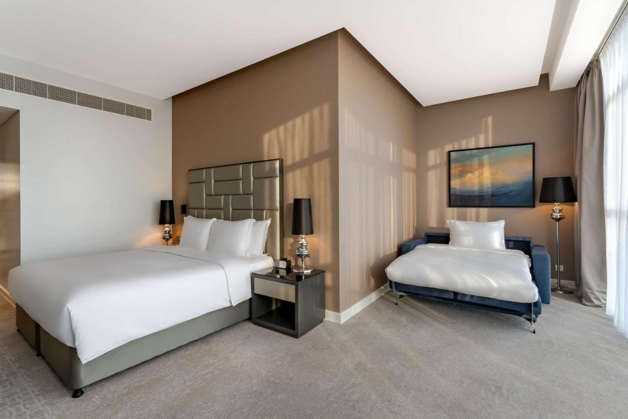 Hotel Radisson Dubai Damac Hills Exterior foto